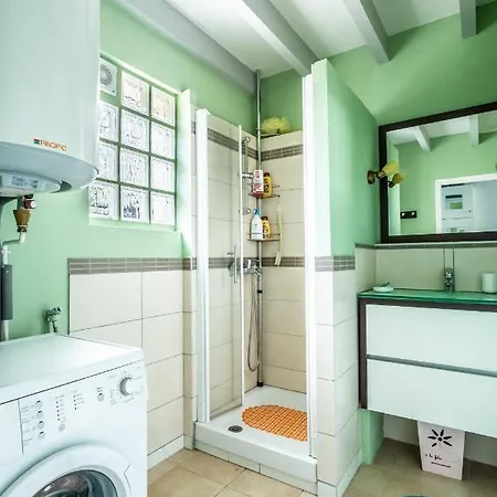 Bourg Beau Duplex Classe 2 Etoiles, 4 Couchages Proche Centre