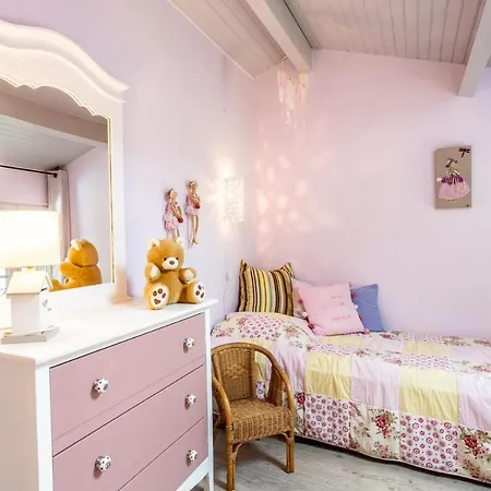 Bourg Beau Duplex Classe 2 Etoiles, 4 Couchages Proche Centre Appartamento *