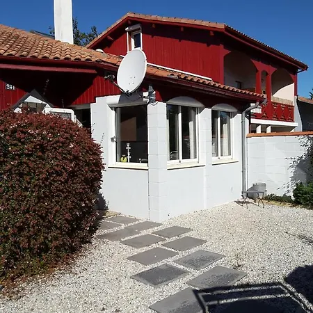 Bourg Beau Duplex Classe 2 Etoiles, 4 Couchages Proche Centre Appartamento *