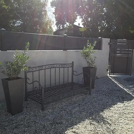 Appartamento Bourg Beau Duplex Classe 2 Etoiles, 4 Couchages Proche Centre